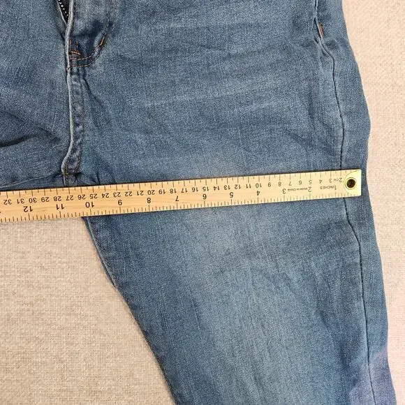 Womens Beyond Us Distressed Jeans Size 20 Blue 3 Button Closure - Picture 8 of 10